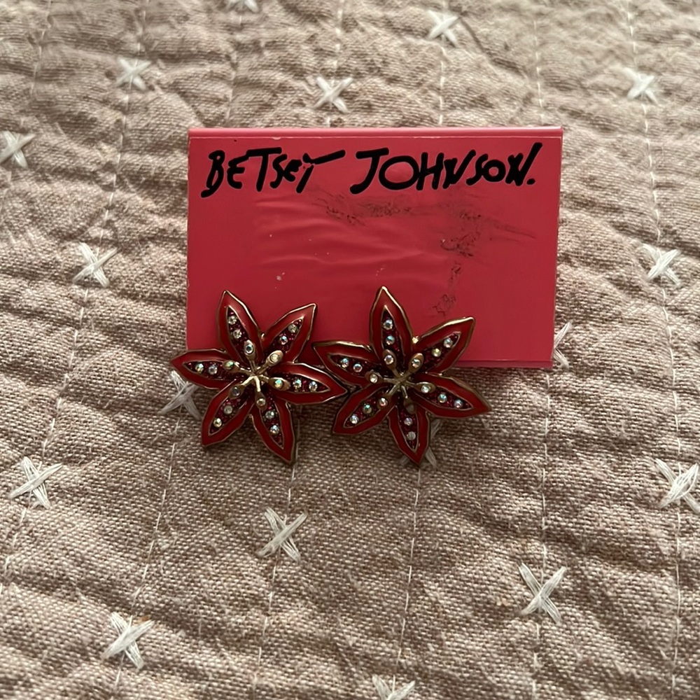 Betsy Johnson Earrings ✨NEVER WORN✨
